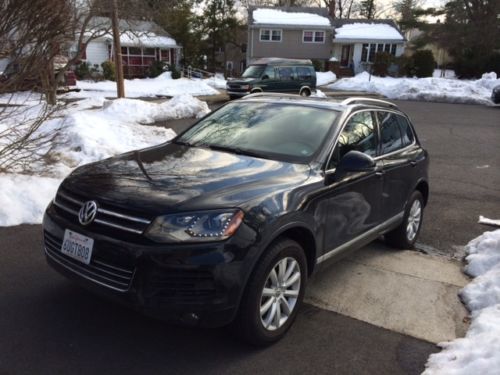 2012 vw touareg suv 4wd/navigation/tow package