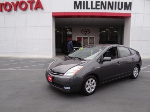 We finance!!  prius hybrid automatic  85k miles  accident free  mint condition
