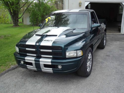 Dodge ram 1500 ss/t rare