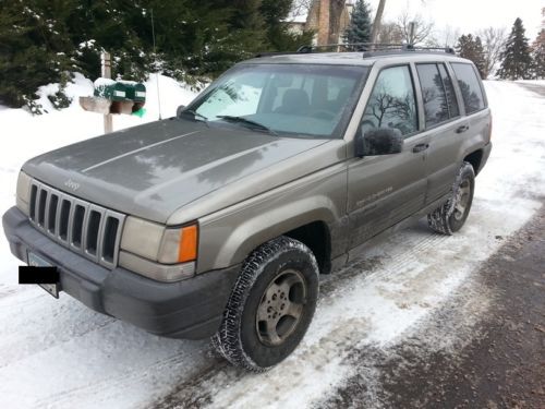1998 jeep grand cherokee laredo sport utility 4-door 4.0l gray color