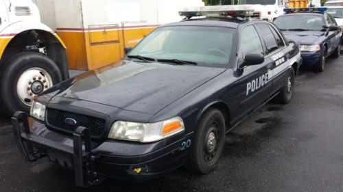 #1-20 ford crown victoria police car