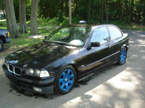 1996 black bmw 318ti series 3 2-door hatchback, auto, 146k miles, 97&#039; interior