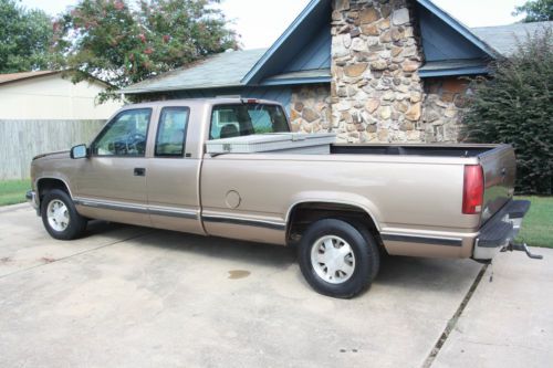 Extra clean 6.5 turbocharged diesel extended cab long wheelbase towing package