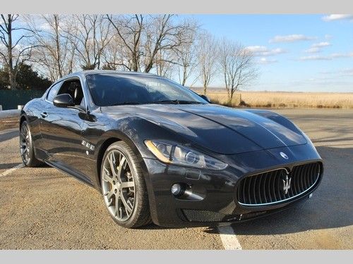 2009 maserati gran turismo s automatic 2-door coupe