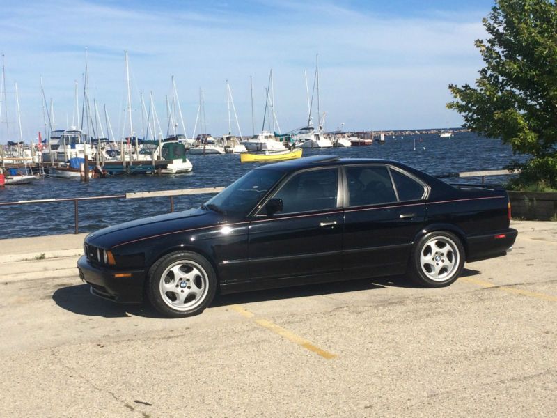 <br />
1991 BMW M5 4 door sedan, US $14,000.00, image 1