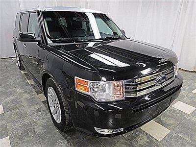 2010 ford flex sel awd 37k wrnty 6cd mroof 3rd row leather loaded