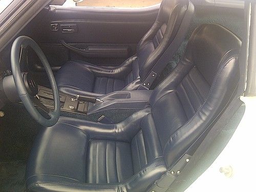 1980 chevrolet corvette - white with blue leather interior