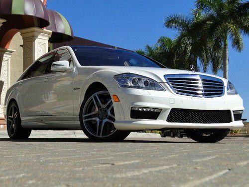 Garage kept 1 owner white tan s63 perf pack night view pano roof loaded only 16k