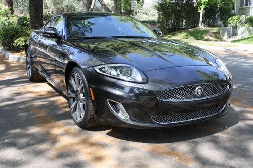 2013 jaguar xk coupe 2-dr. 5.0l, v8, 2,233 mi, clean autrock, estate acquisition