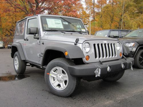 2013 jeep wrangler sport 4x4