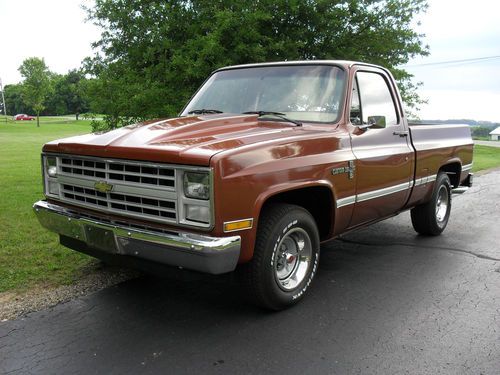 1986 chevy c10 short bed truck