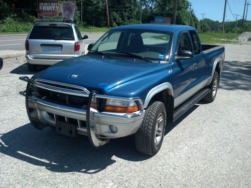 2003 dodge dakota base extended cab pickup 2-door 4.7l