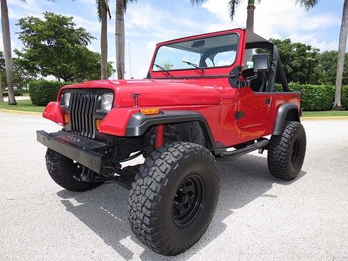 Re-done 1990 wrangler 5 speed w/ 4.2 i6, body lift kit - new paint, seats, tires