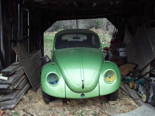1973 vw beetle, needs very little work to put on the road!