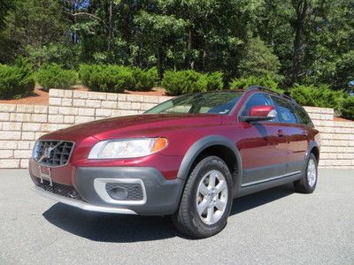 Awd xc-70 one owner dvd tv smoke free cross country heated leather new tires