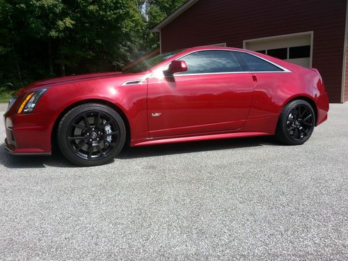 2012 cadillac cts v coupe 2-door 6.2l