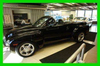2005 chevrolet ssr~black~automatic~heated seats~new tires~only 31k miles~sweet!