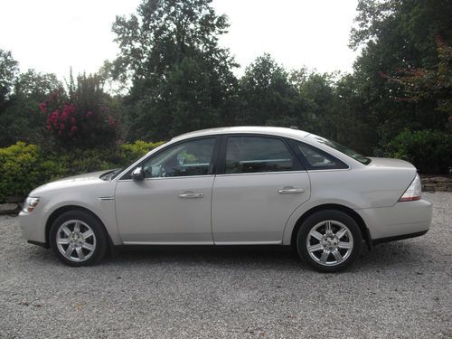 2008 ford taurus limited awd