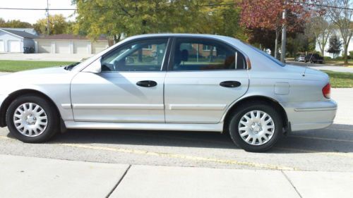 2002 hyundai sonata..economical 4 cyl..loaded..well maintained...fwd..no reserve