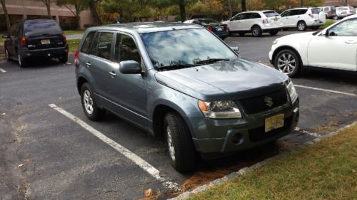 2008 suzuki grand vitara base sport utility 4-door 2.7l 49,000 mi.