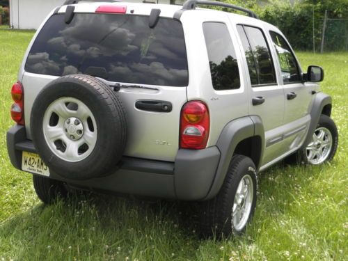 2002 jeep liberty sport sport utility 4-door 3.7l great condition