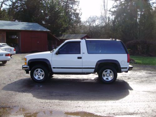 1994 chevrolet 2dr.blazer,silverado 4wd full size,rust free,adult owned,(tahoe)
