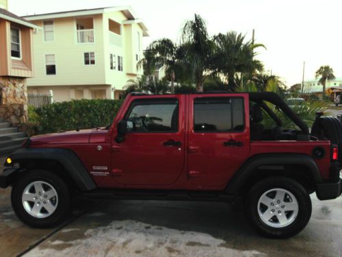 2011 Jeep Wrangler Unlimited 70th Anniversary Edition 4WD, image 7