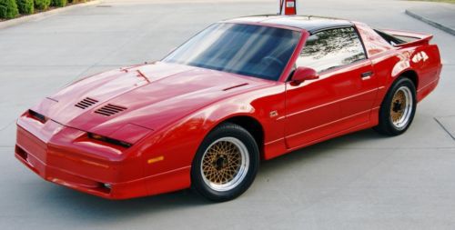 1987 pontiac trans am gta  15k original miles - 5 speed - show quality 1 of 706