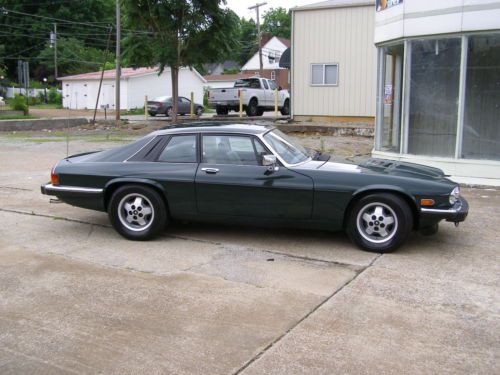 1988 jaguar xjs base coupe 2-door 5.3l  low miles!!!!