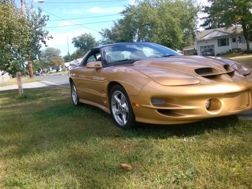 Pontiac trans am ws-6   ram air  t-tops