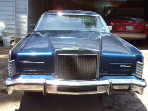 1979 lincoln continental town car 4 door sedan