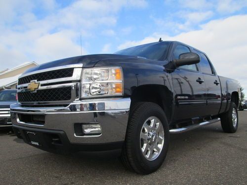 2012 chevy silverado 2500 4wd ltz crew cab fully loaded super clean in and out!