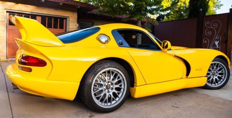 2001 dodge viper gts acr