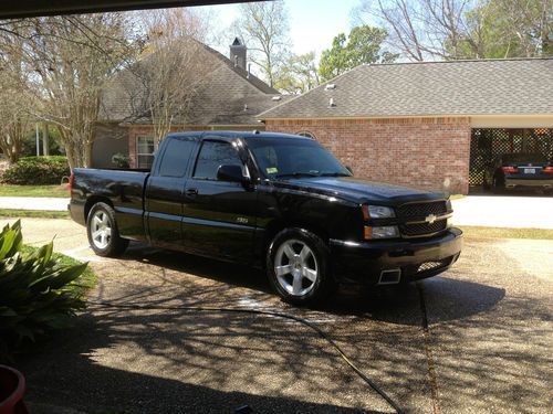 2003 chevrolet silverado ss (black)