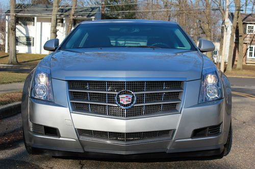2008 cadillac cts, 23,149 miles,  low reserve, car of the year, stunning car