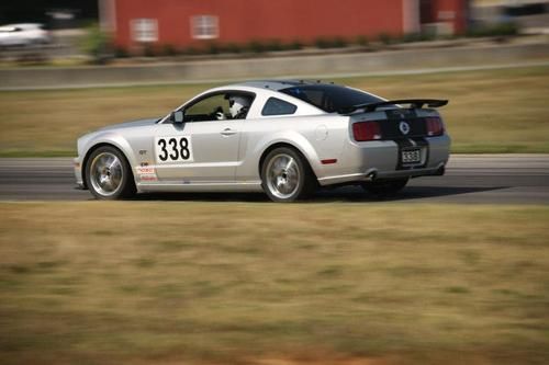 2005 ford mustang gt track car