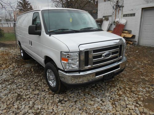 2006 ford e 250 cargo with 2010 front end 98k miles new wheels/tires ac clean