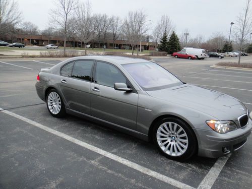 Like new 2006 bmw 750i - convenience package - luxury package - sport package
