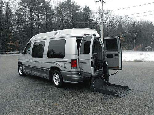 2004  e150 handicap, wheelchair  rear entry deluxe conversion van