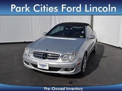 2008 clk350 convertible, 3.5l low miles, silver, excellent condition, leather