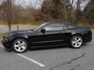2012 ford mustang leather