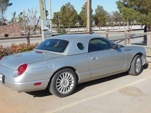 2004 ford thunderbird with low mileage