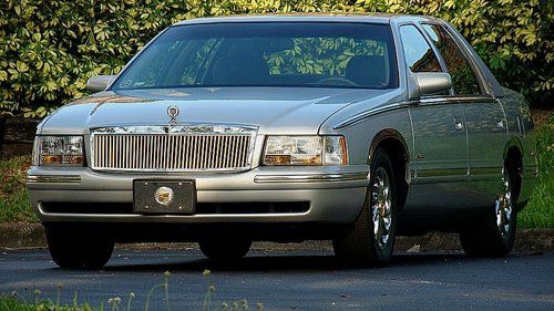 1999 cadillac deville concourse series with biarritz gold package no reserve