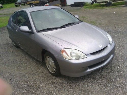 Honda insight 2002   5 speed  air