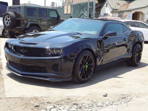 2013 chevrolet camaro ss damadge repairable like new only 402 miles cooling good