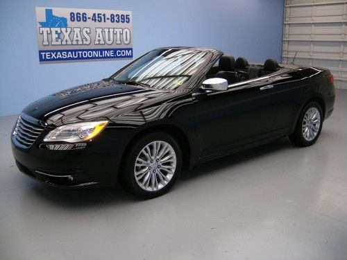 We finance!! 2011 chrysler 200 limited convertible nav heated leather texas auto