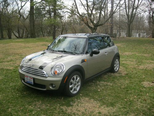 2008 mini cooper with 96k miles - 2 owner car and fabulous shape
