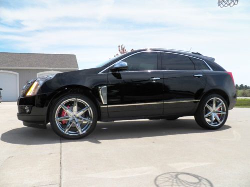 2013 cadillac srx performance, low miles,absolutely beautiful!!