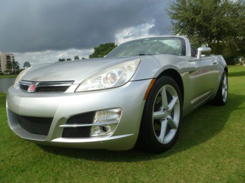 Satur sky roadster not a solstice leather 5 speed 1 owner palm beach car no rese