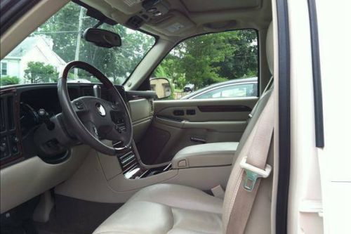 Used Cadillac Escalade For Sale >> Buy used 2005 Cadillac Escalade Gold Series White Diamond in Floral Park, New York, United States Used Cadillac Escalade For Sale >> Buy used 2005 Cadillac Escalade Gold Series White Diamond in Floral Park, New York, United States